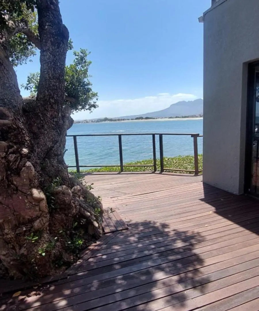 Driftwood Beach Villa Gordonʼs Bay